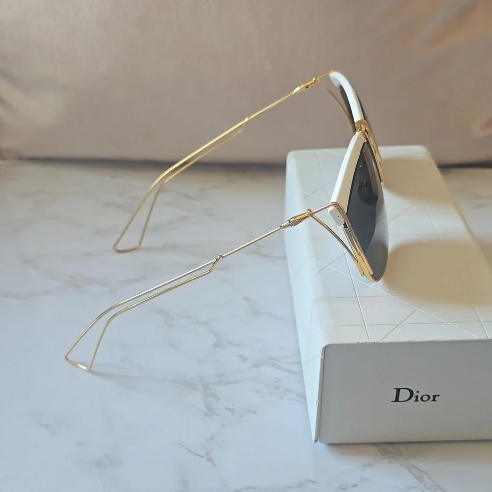 Dior authentic sunglasses